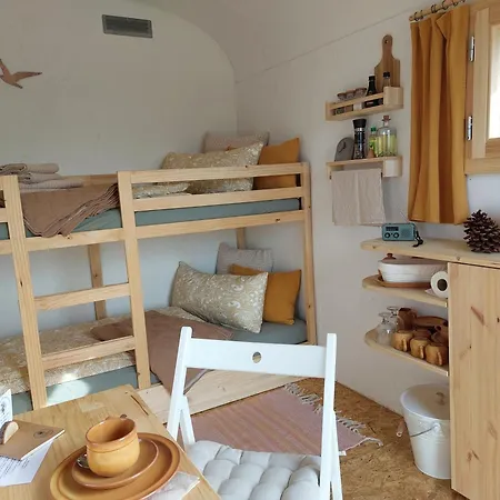 Schaeferwagen Auenblick Nr 5 キャンプ場 *